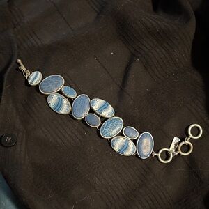 Elegant Blue Bracelet